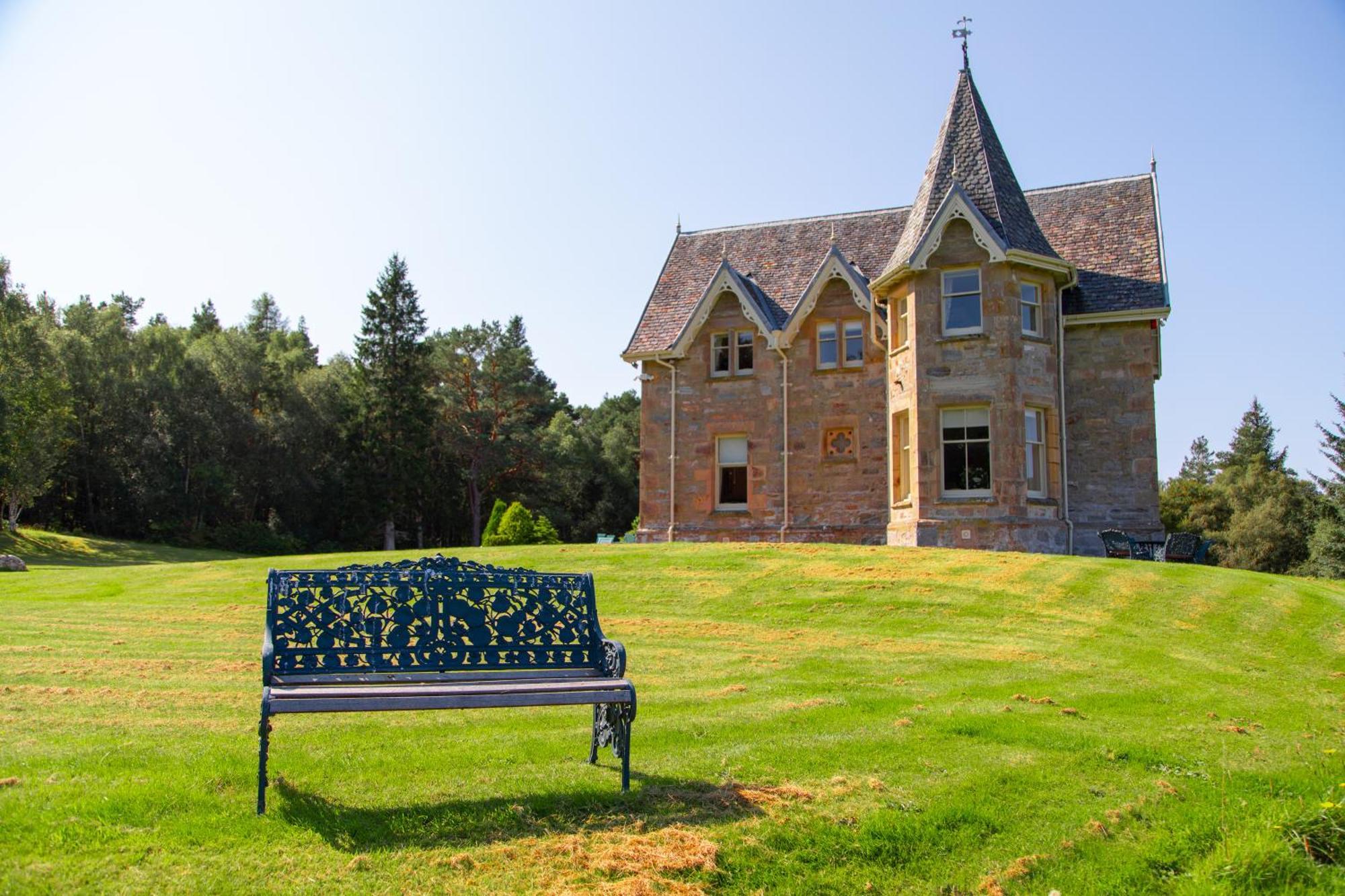Inveroykel Lodge At Rosehall Kültér fotó